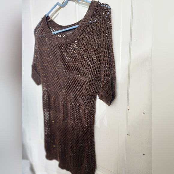 👸👕🧣 The Limited Crochet Cutout/Overlay Pullover Sweater in size XS - Picture 3 of 10